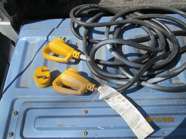 Photo 25ft. 30  RV power cord - $40 (Irrigon, Or.) $40