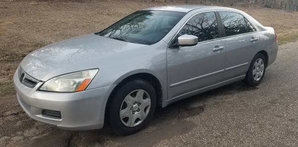 Photo REALLY NICE 2006 HONDA ACCORD LX34 MPGCLEANCOLD AC $6,300