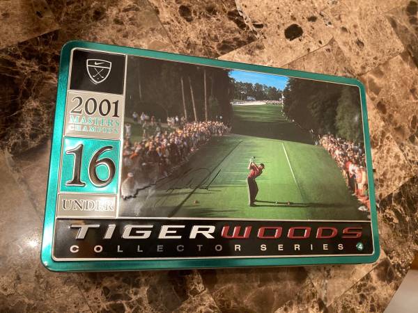 Photo Tiger Woods Collector Edition Golf Balls $50