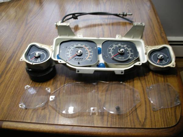 Photo 1969 mustang gauge cluster $900