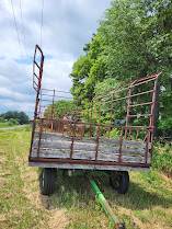 Photo Bale Wagon - Hay Rack $1,175