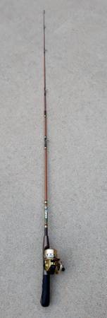 Photo Daiwa 1331P 6 Fishing Rod with Daiwa Goldcast 308RL Reel $30
