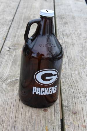 Photo Green Bay Packers 64oz GrowlerMoney Bank $18