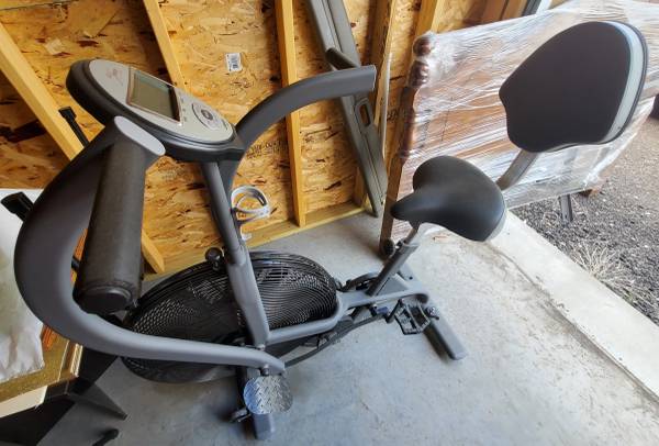Photo Queen Headboard frame, bar stools, king Headboard, Air Exercise Bike $50