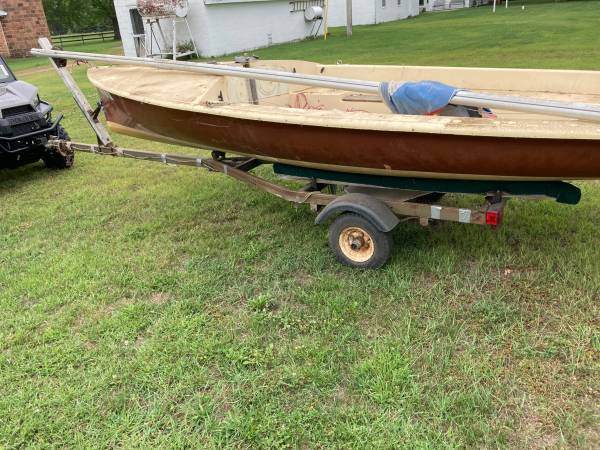 Sailboat and trailer needs work $400