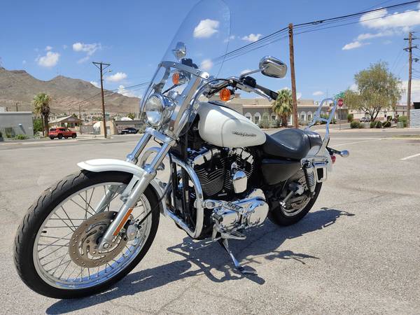 Photo 2004 Harley Davidson Sportster Custom XL1200C Motorcycle For Sale $4,950