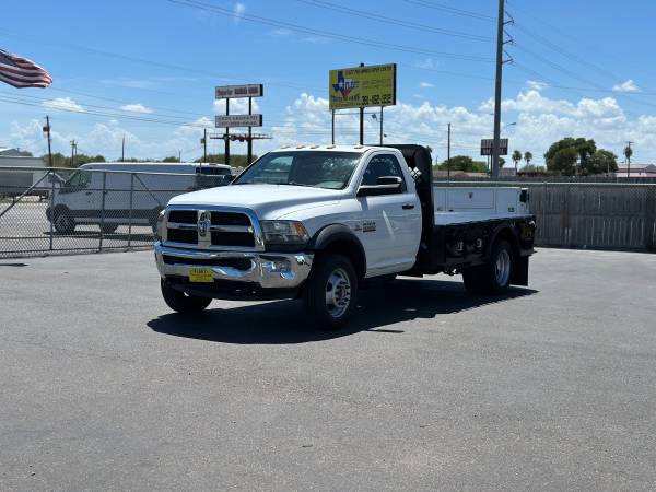 Photo 2015 Ram 5500 Flatbed $41,788