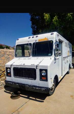 Photo Food truck RV Delivery 1981 Chevrolet P-30 $3,150