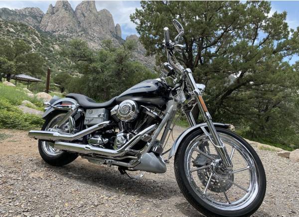 Photo Harley Davidson CVO Dyna $11,500