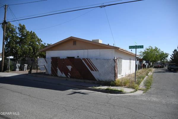 Photo Have you seen it Home in El Paso. 2 Beds, 1 Baths $105,000