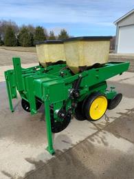 3 point John Deere 7000 2 row corn planter $1,900 | Garden Items For ...