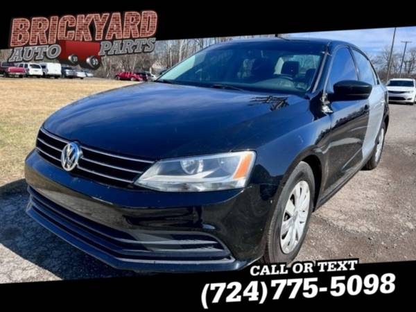 Photo 2015 Volkswagen Jetta 4dr Auto 2.0L S $5,995