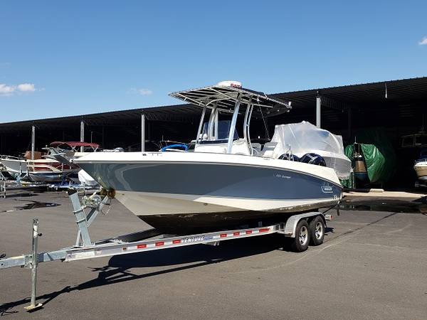 22ft. outboard boston whaler center console $46,000