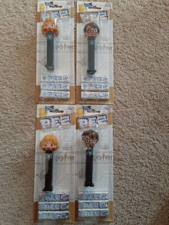 Photo 4 Harry Potter Pez dispensers, BRAND NEW, each with 3 packs of candy $2