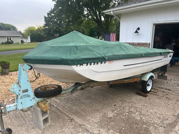 Unique Project Boat MFG Gypsy $1,900