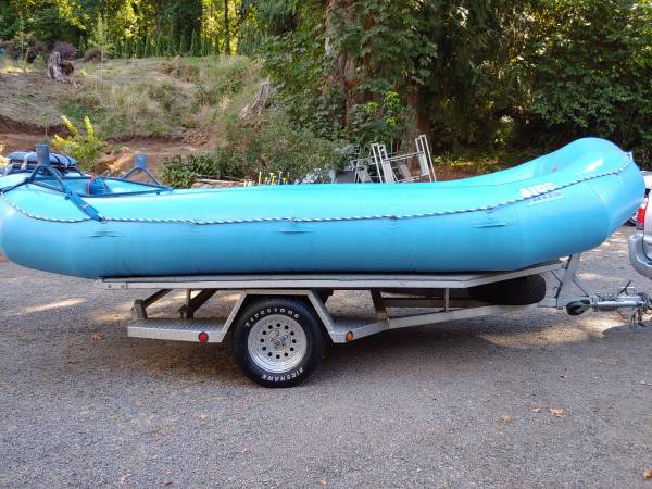 Photo 17.5 foot self bailing Aire raft $2,950