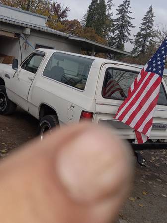 Photo 1985 Dodge Ramcharger - $5,500 (Winston Oregon)