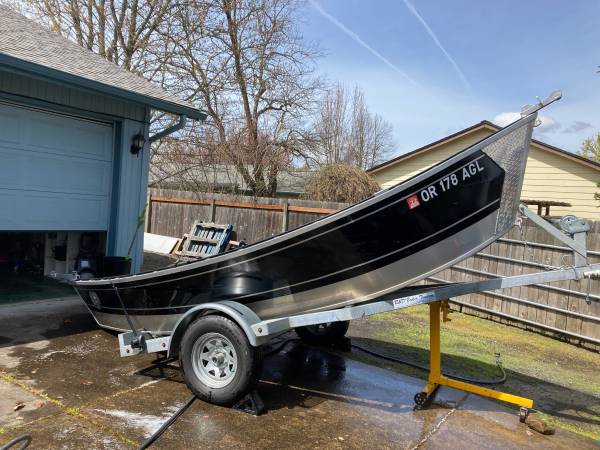 2019 17x54 diamond back drift boat with yahmaha 8hp F8LMHB $8,300