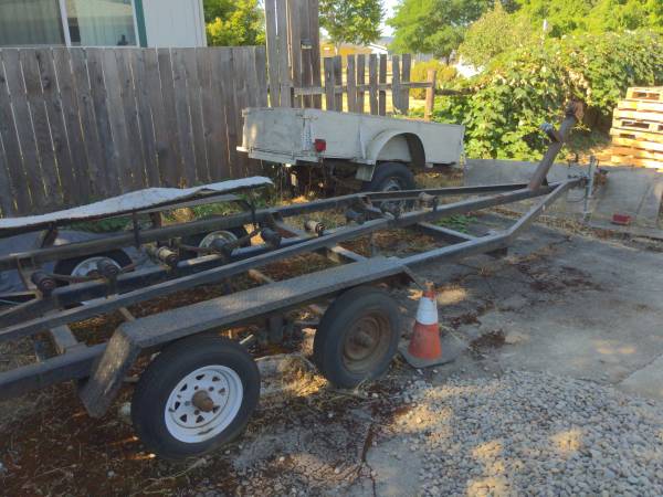 Photo Tandem axel 20 ft. Boat Trailer $350