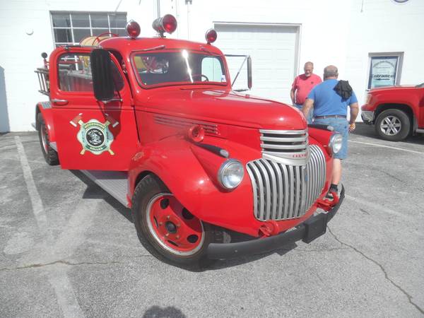 Photo 1942 Chevy 1 12 ton Fire truck-Restored $11,999