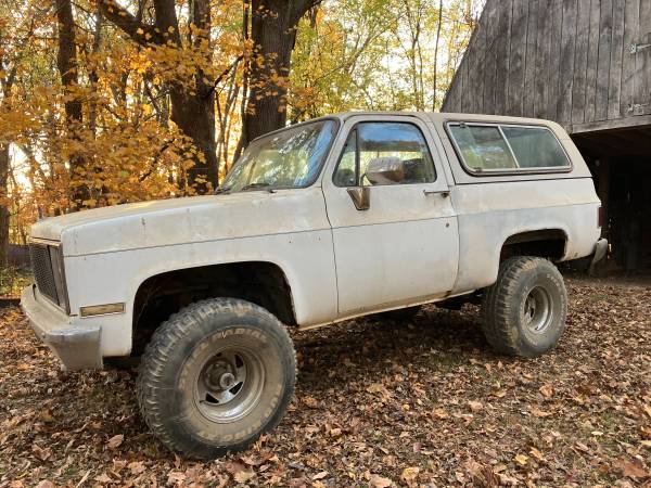 Photo 86 chevy blazer - $4,000 (morganfield ky)