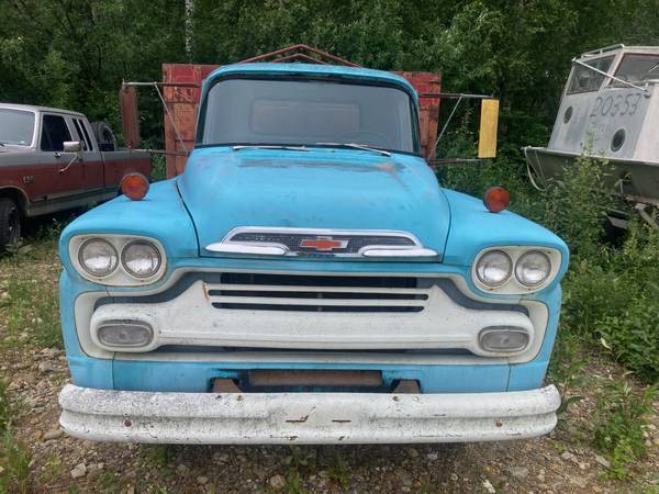 Photo 1959 Chevy Apache 40 dump truck $4,300