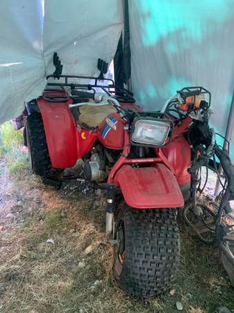 Photo Three wheelers, parts, engines, more $949
