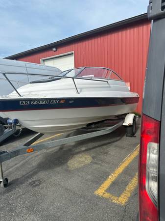 Photo bayliner lake boat $12,750
