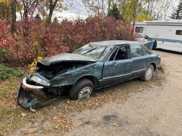 Photo 1988 Oldsmobile Delta 88 PARTS ONLY $375