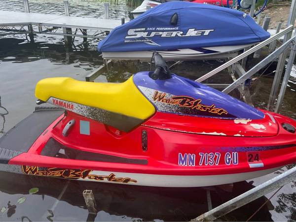 Photo 1995 Yamaha Waveblaster Jet Ski 701 $2,750