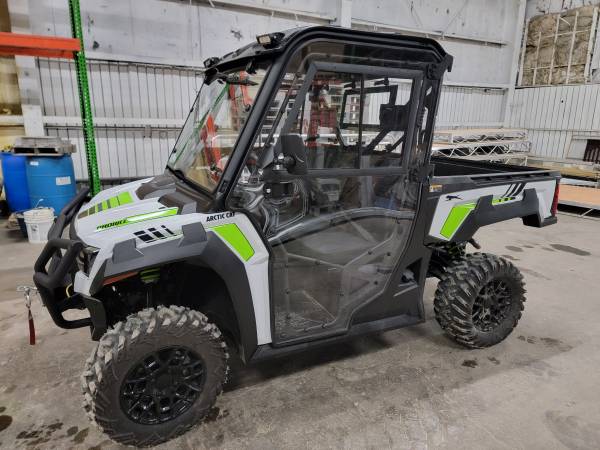 2023 Arctic Cat Prowler Pro with cab and heat $22,500