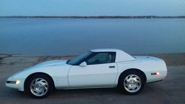 93 Corvette Convertible 40th Anniversary Edition $13,600
