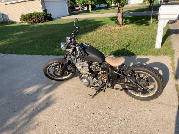 Photo Motorcycle Yamaha XS750 Hardtail $1,700