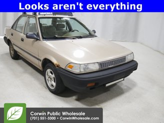 Photo Used 1988 Toyota Corolla Deluxe for sale