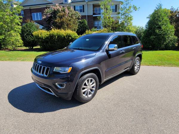 Photo 2014 Grand Cherokee Limited 2WD $14,500