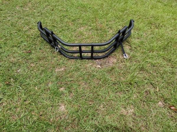 Photo 2016 Nissan frontier bed cover $150