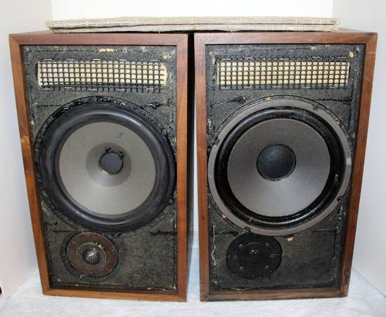 Photo Dynaco A25 Speakers  Working  Need Restoration $199