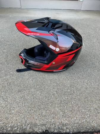 Photo HJC Motocross dirt-bike helmet $45