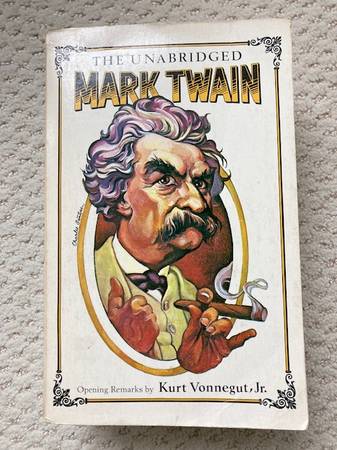 Photo Mark Twain - Paperback $5