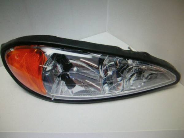 Photo pontiac grand am headlight