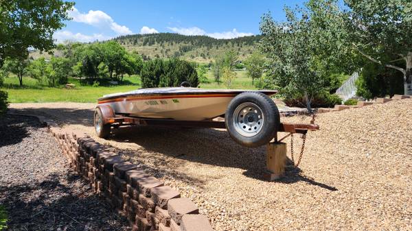 17 Panther Jet, Jet Boat 1983 Hull Brand New Chevy 350 Engine $9,500