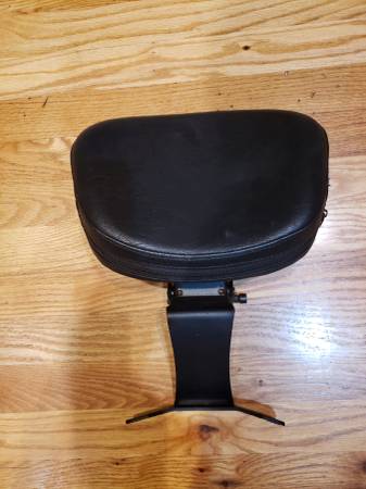 Photo Honda VTX1300 back rest $70