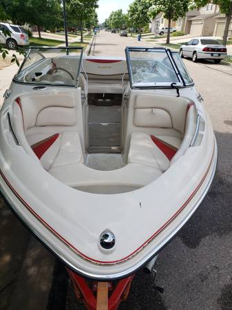 Photo Lake Ready Boat with New Engine $12,000
