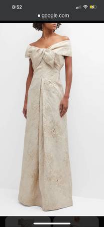 NWT Mother of Bride Gown Teri Jon Rickie Freeman size 8 goldchagne $300