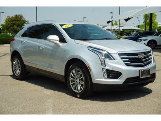 Photo Used 2017 Cadillac XT5 FWD for sale