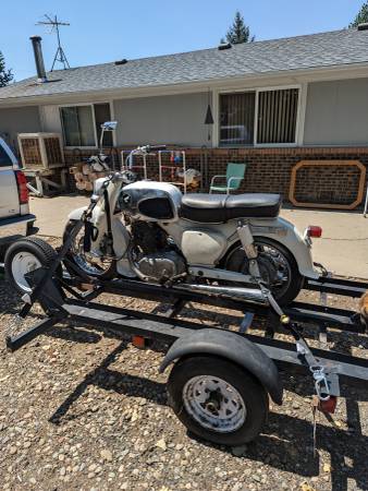 Photo Wtb old motorcycles and scooters $500