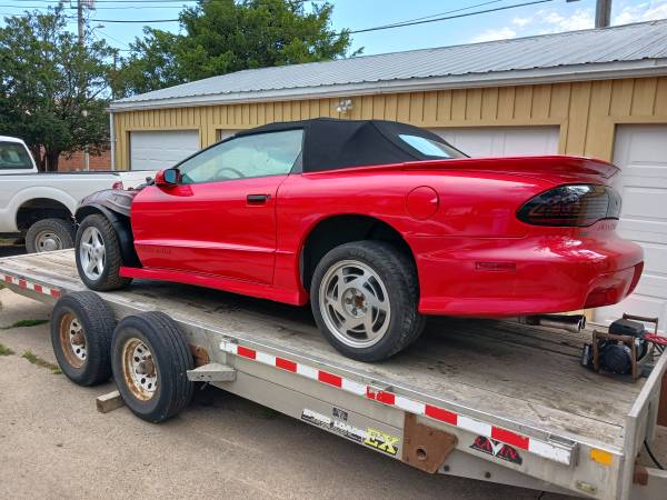 Photo 1995 Pontiac Trans Am Convertible With 32,000 Miles $4,000