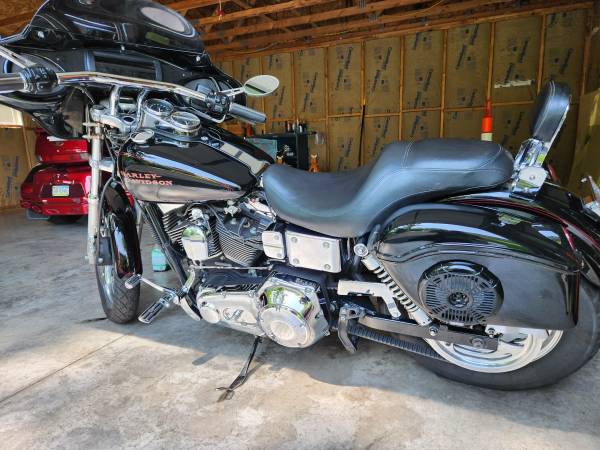 Photo Harley Low Rider, customized, super clean $4,100