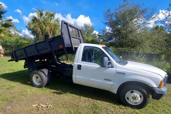 Photo 2005 Ford F350 with dump bed-diesel - $16,500 (ft myers)