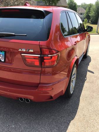 Photo 2011 AWD BMW X5 M 4.4 Litre Twin Turbo Red Good New Turbos $10,500